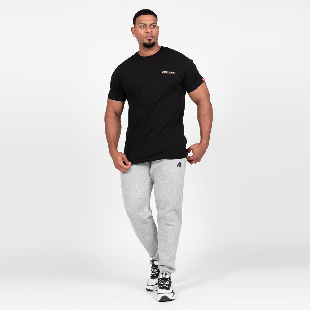 santa-cruz-t-shirt-black-3